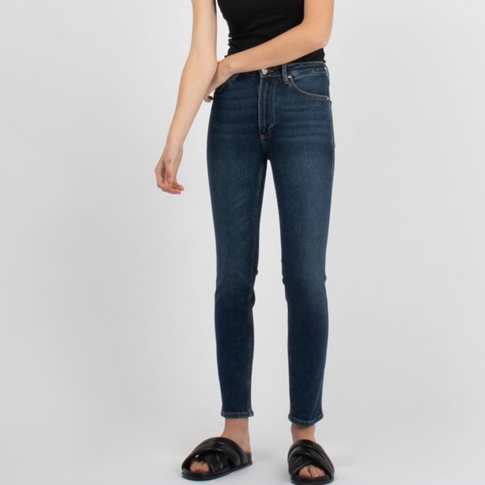 Sz 28 Anine Bing Jagger Jean high rise medium wash no distressing classic